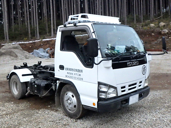 2t 脱着装置付コンテナ専用車